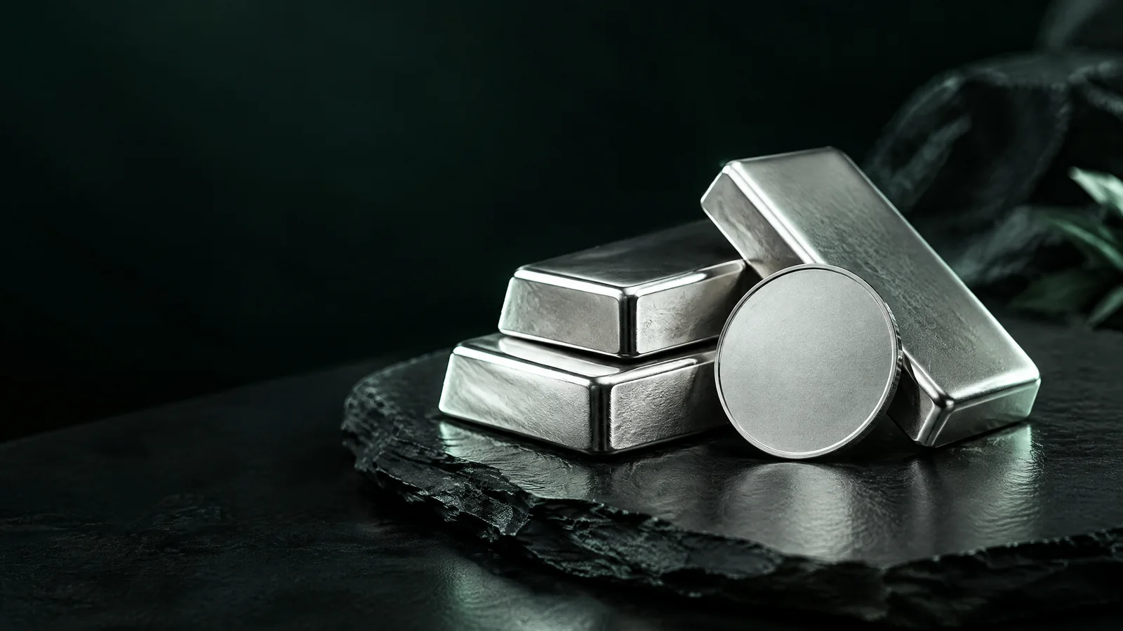 Conceptual illustration of unbranded silver bars and a blank silver coin